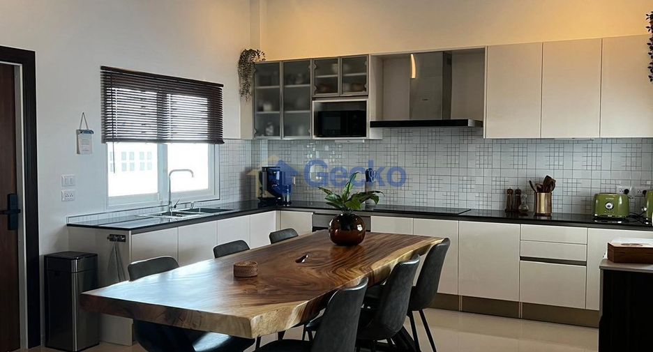 For sale 3 bedrooms house in Bang Lamung, Chonburi