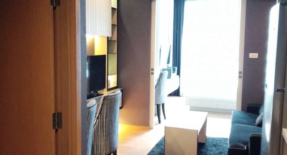 For rent 1 bed condo in Khlong Toei, Bangkok