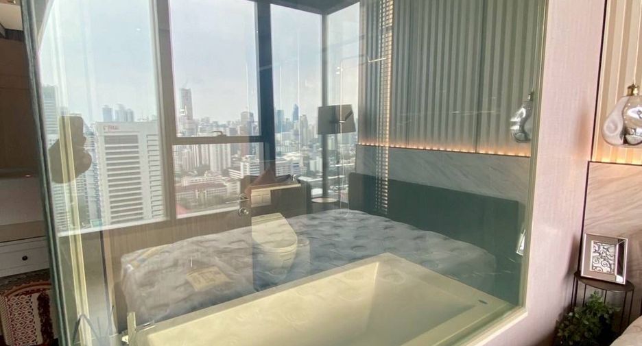 À louer 1 chambre condo à Watthana, Bangkok