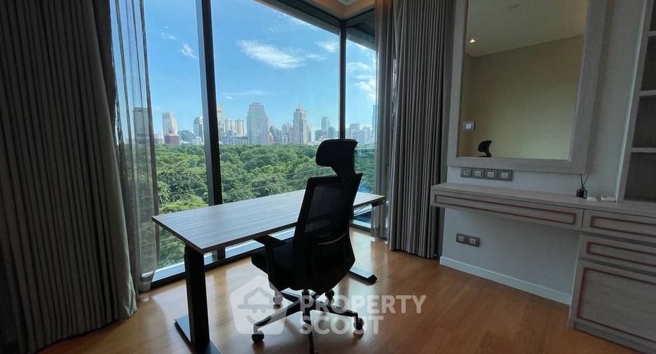 Wohnung zur Miete mit 2 Zimmer in Pathum Wan, Bangkok