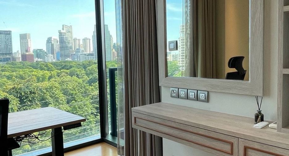 Wohnung zur Miete mit 2 Zimmer in Pathum Wan, Bangkok