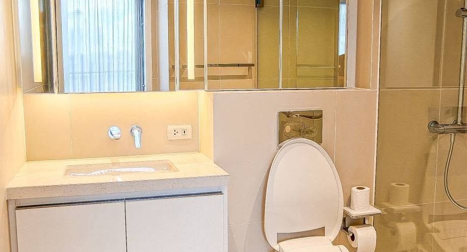 For rent 1 bed condo in Watthana, Bangkok