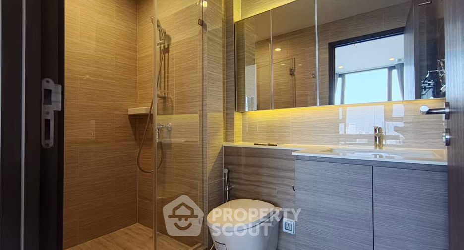 For rent 2 bedrooms condo in Bang Na, Bangkok