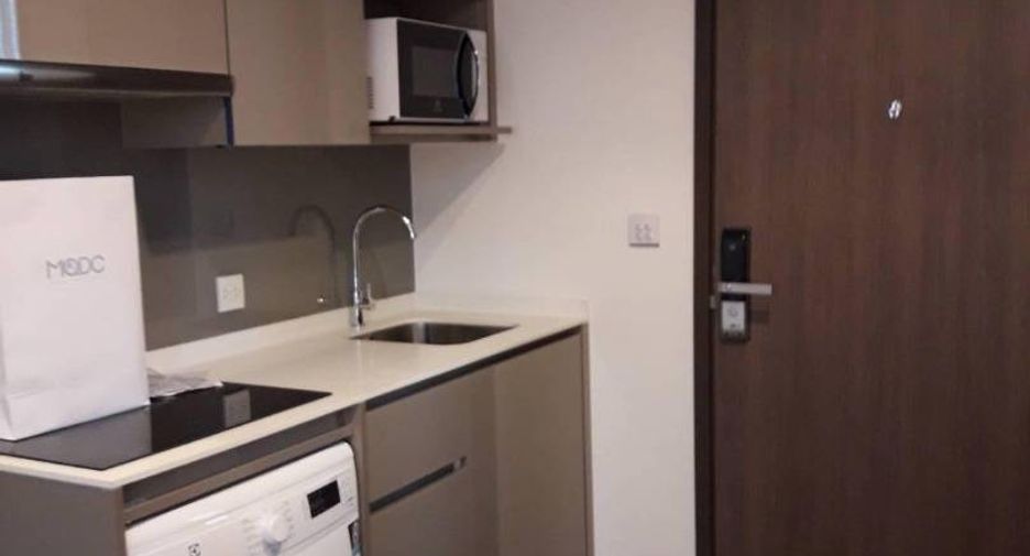 For rent 2 bedrooms condo in Bang Na, Bangkok