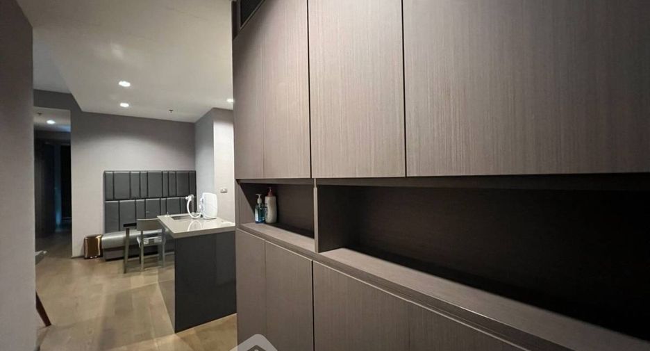 For rent 2 ベッドルーム condo in Sathon, Bangkok