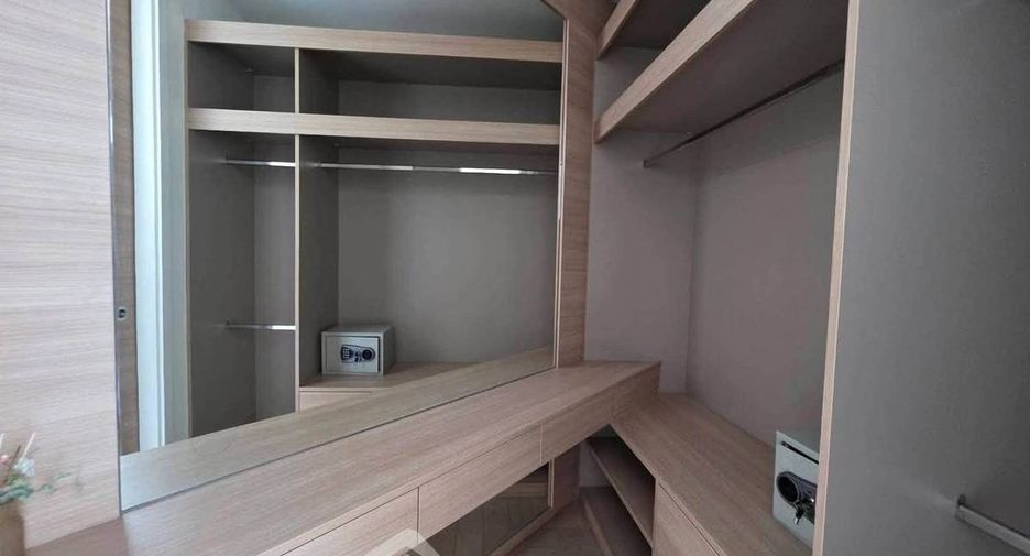 Condo en alquiler de 3 habitaciones en Jomtien, Pattaya