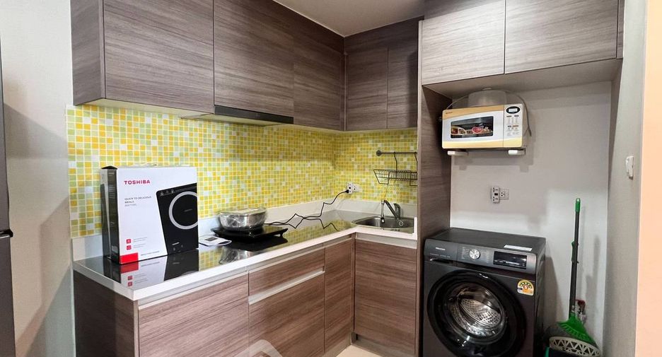 For rent 1 Beds condo in Huai Khwang, Bangkok