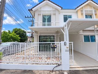 For rent 3 bedrooms townhouse in Thalang, Phuket