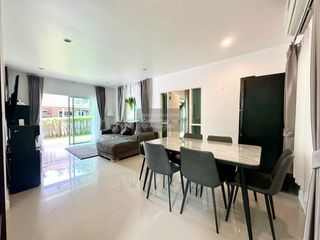 Haus zur Miete mit 5 Zimmer in Mueang Phuket, Phuket