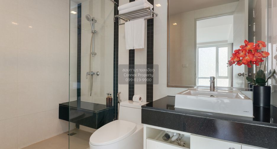 For rent 1 bed condo in Watthana, Bangkok