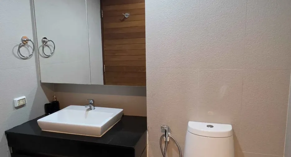 Wohnung zur Miete mit 1 Zimmer in Bang Lamung, Chonburi