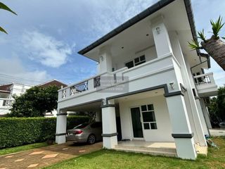 Haus zur Miete mit 4 Zimmer in Mueang Phuket, Phuket