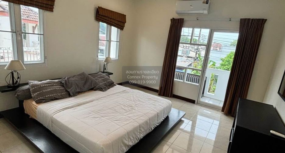 Haus zur Miete mit 4 Zimmer in Mueang Phuket, Phuket