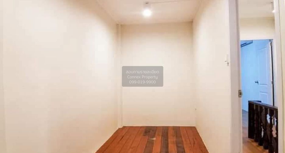 Reihenhaus zur Miete mit 3 Zimmer in Chatuchak, Bangkok