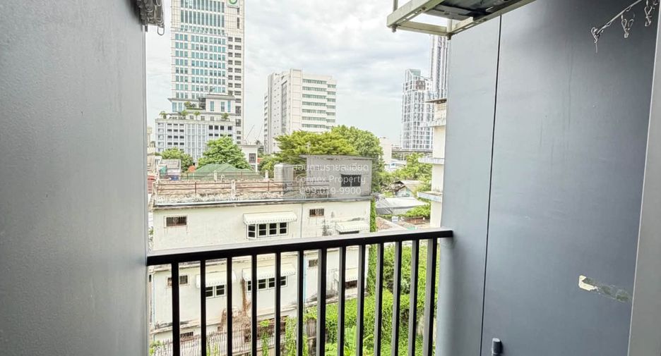 À louer 1 chambre condo à Phra Khanong, Bangkok