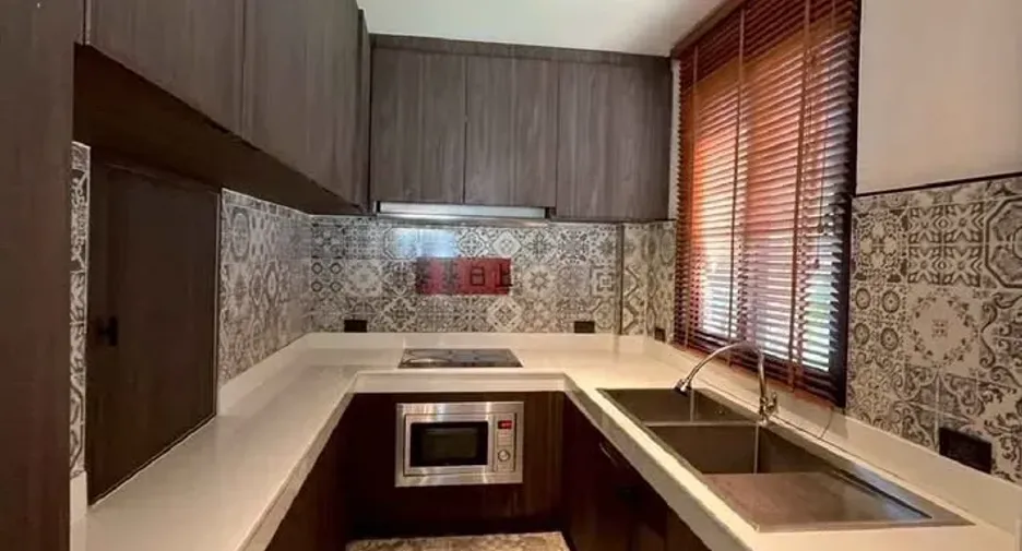 Haus zur Miete mit 4 Zimmer in Bang Lamung, Chonburi