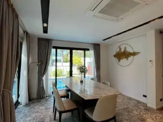 Haus zur Miete mit 4 Zimmer in Bang Lamung, Chonburi