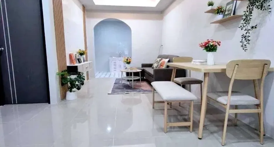 出售 2 卧室 联排别墅 在 Bang Lamung, Chon Buri