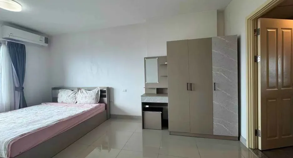 For sale 1 bed condo in Jomtien, Pattaya