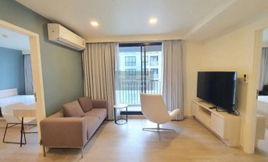 Condo en alquiler de 2 habitaciones en Huai Khwang, Bangkok