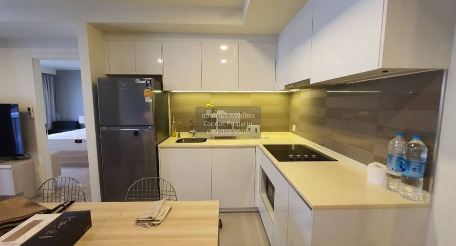 Condo en alquiler de 2 habitaciones en Huai Khwang, Bangkok