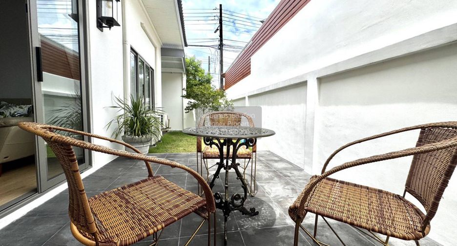Haus zur Miete mit 3 Zimmer in Mueang Phuket, Phuket