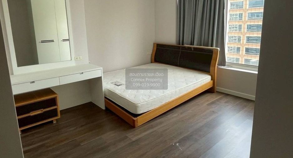 For rent 3 bedrooms condo in Pathum Wan, Bangkok