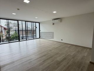 For rent 5 ベッドルーム townhouse in Suan Luang, Bangkok