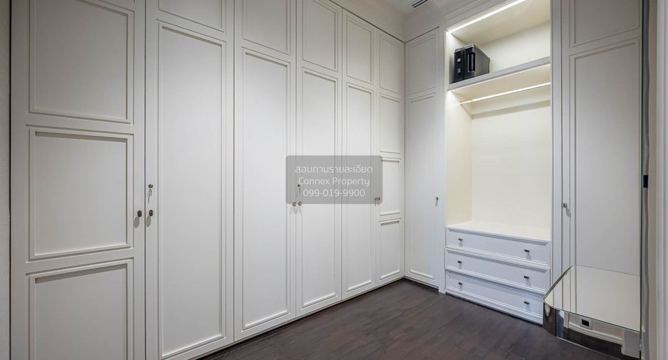 Wohnung zur Miete mit 3 Zimmer in Pathum Wan, Bangkok