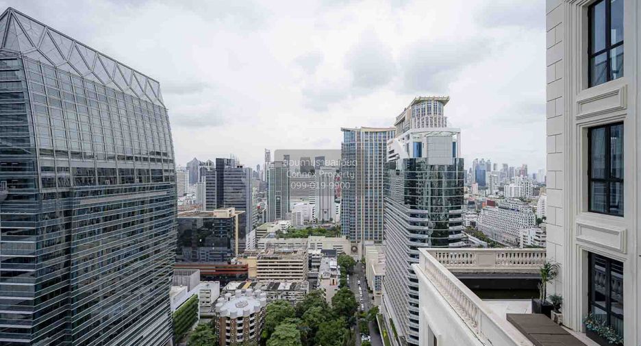 Wohnung zur Miete mit 3 Zimmer in Pathum Wan, Bangkok