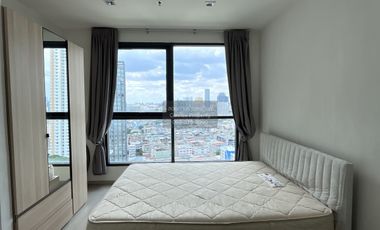 For rent 1 bed condo in Khlong San, Bangkok