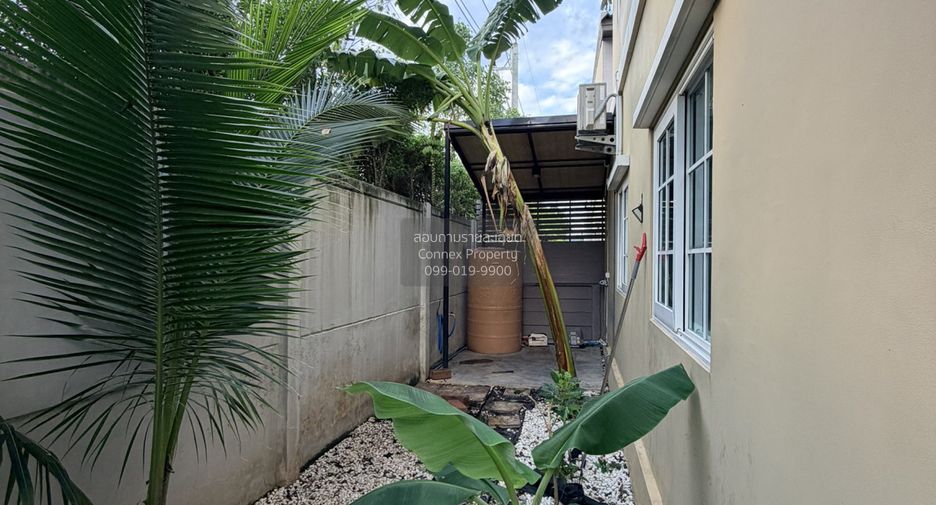 For rent 4 bedrooms townhouse in Thanyaburi, Pathum Thani