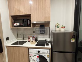 Condo en alquiler de 1 habitaciones en Khlong San, Bangkok
