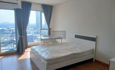 À louer 1 chambre condo à Yan Nawa, Bangkok