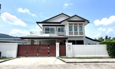 Haus zur Miete mit 3 Zimmer in Mueang Phuket, Phuket