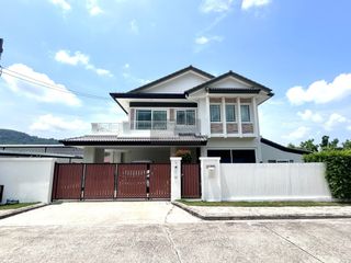 Haus zur Miete mit 3 Zimmer in Mueang Phuket, Phuket