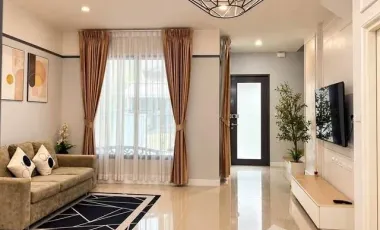 À louer 3 chambres maison de ville à Bang Phli, Samut Prakan