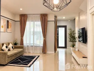À louer 3 chambres maison de ville à Bang Phli, Samut Prakan