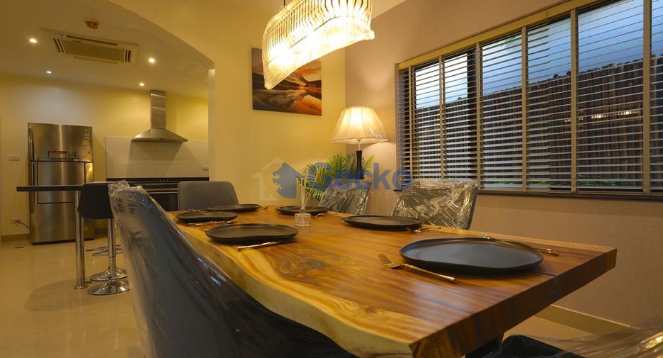 For rent 3 bedrooms house in Jomtien, Pattaya