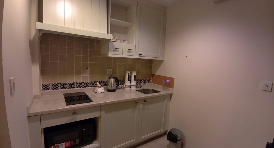 For sale 1 Beds condo in Phaya Thai, Bangkok