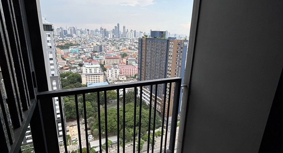 À louer 1 chambre condo à Watthana, Bangkok