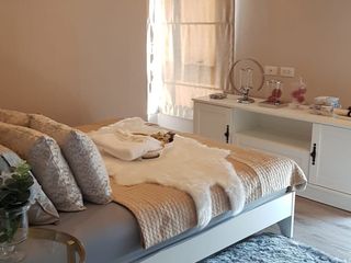 Apartamento en alquiler de 2 habitaciones en Mueang Samut Prakan, Samut Prakan