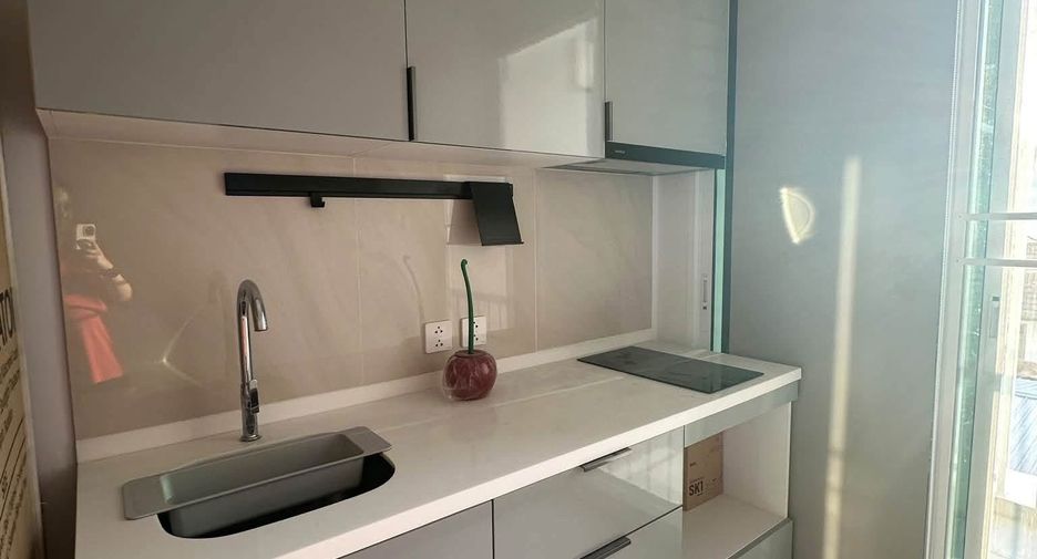 For rent 1 bed condo in Bang Rak, Bangkok