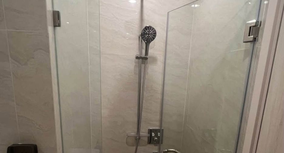 Condo en alquiler de 2 habitaciones en Watthana, Bangkok