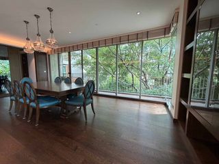 Condo en alquiler de 3 habitaciones en Yan Nawa, Bangkok