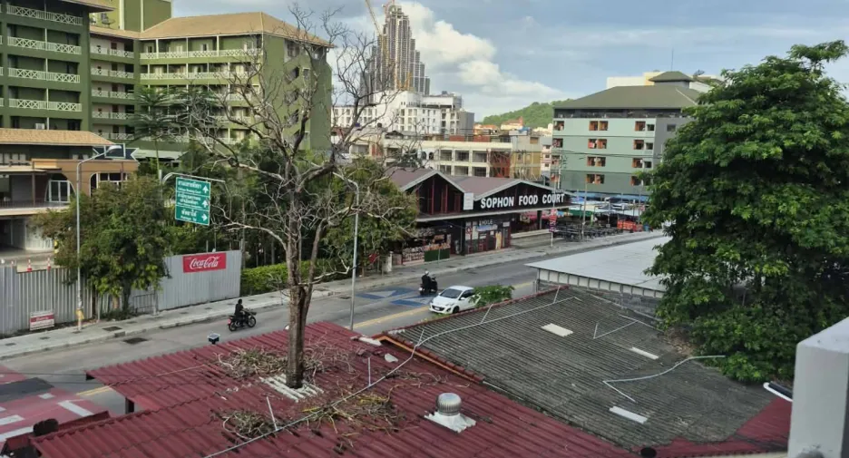 For sale 5 bedrooms apartment in Bang Lamung, Chonburi