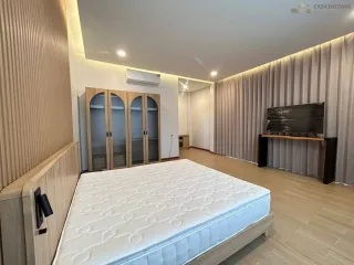 Villa en alquiler de 5 habitaciones en Bang Lamung, Chonburi