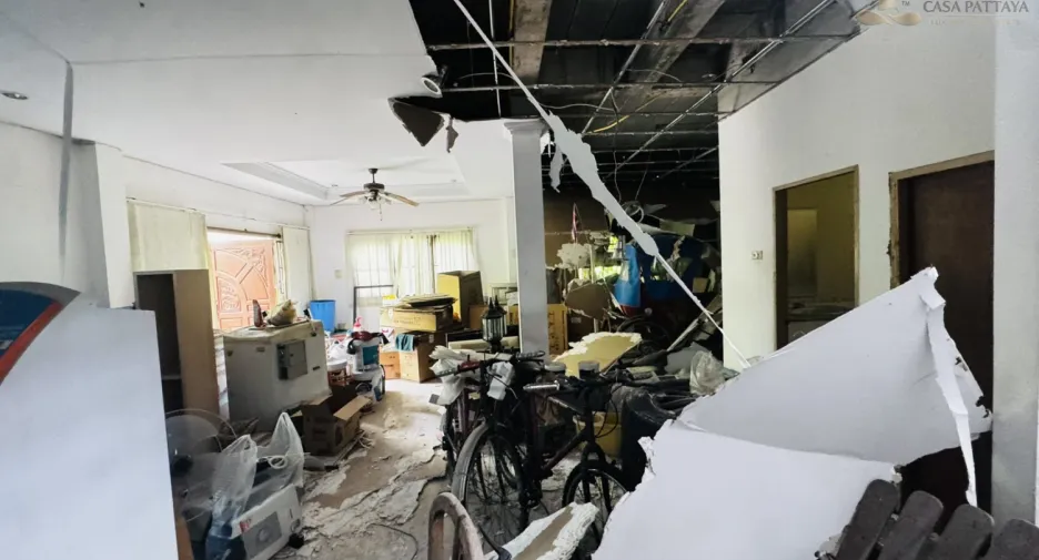 Haus zum Kauf mit 4 Zimmer in Bang Lamung, Chonburi