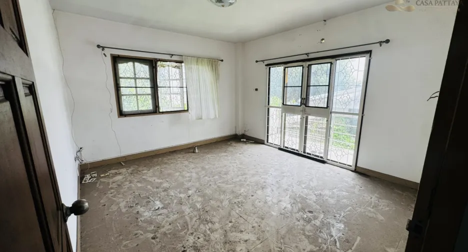 Haus zum Kauf mit 4 Zimmer in Bang Lamung, Chonburi