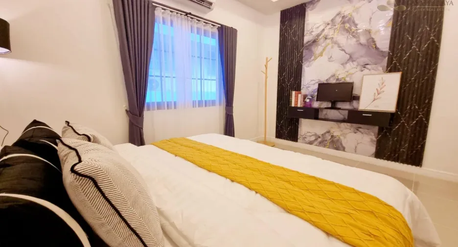 For sale 3 bedrooms townhouse in Bang Lamung, Chonburi